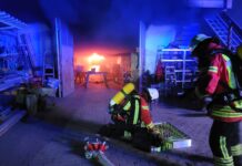 27. Mai 2025 – Pkw-Brand in einer Werkstatt, Hebertsham