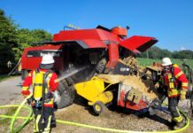 2. Juli 2025 – Brand einer Strohpresse im Freien, Straß